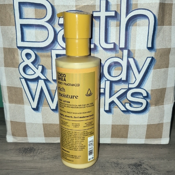 Bath & Body Works Honeycomb and Coco Shea Trio - Picture 5 of 9